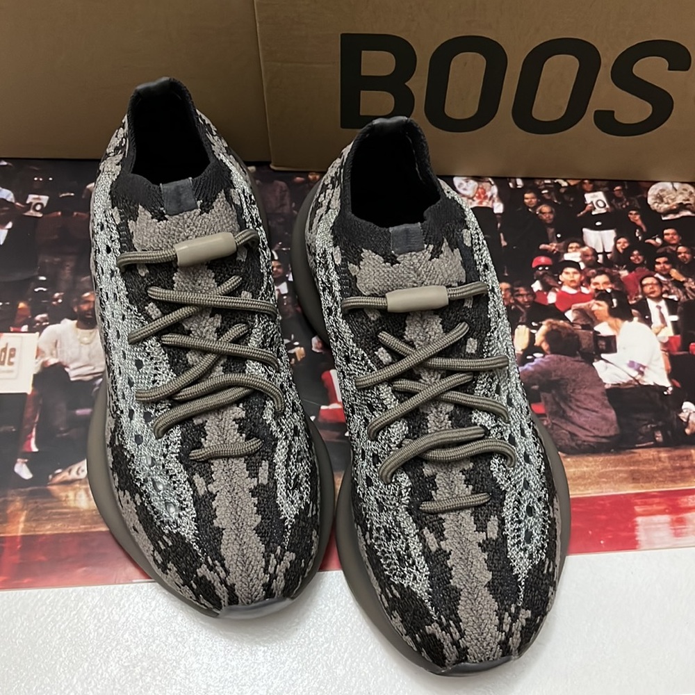 💎Yeezy Boost 380 ‘Stone Salt’ DS🔥M6=W7.5 - Picture 4 of 11